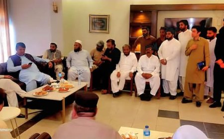 د کوهاټ صنعت او تجارت خونې غړيو وفاقي وزير په ناسم چلند تورن کړی