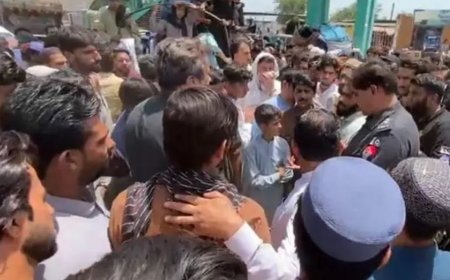 پېښور کښې ديوې کورنۍ شپږ تنه قتل