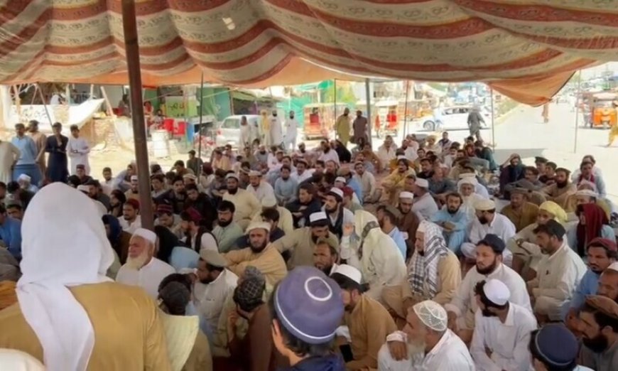 ميرعلي، ډرون حمله کښې دماشومانو دوژنې خلاف دهرنا ختمه شوه