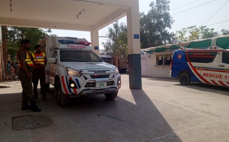 کوهاټ: د جنازې مراسمو په کور ډزو کې دوو مېرمنو په ګډون 3 تنه مړه شوي