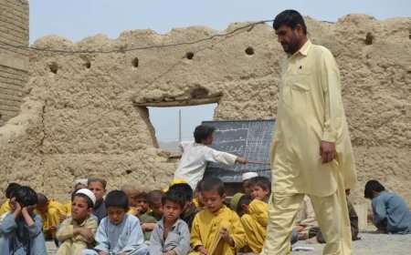 خېبرپښتونخوا، په زرګونو سکولونه  دباونډري وال اؤنورو اسانو نه محروم