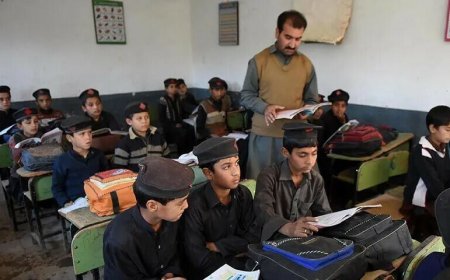 دخېبرپښتونخوا حکومت د١٥٠٠ سکولونو نجې څانګې ته دورکولو فيصله