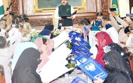 دخېبرپښتونخوا په مخصوصو چوکو منتخبو داسمبلۍ غړو حلف واخستو