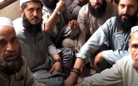 پاکستان  افغان کډوالو ته  د هېواد پرېښودلو امر وکړو