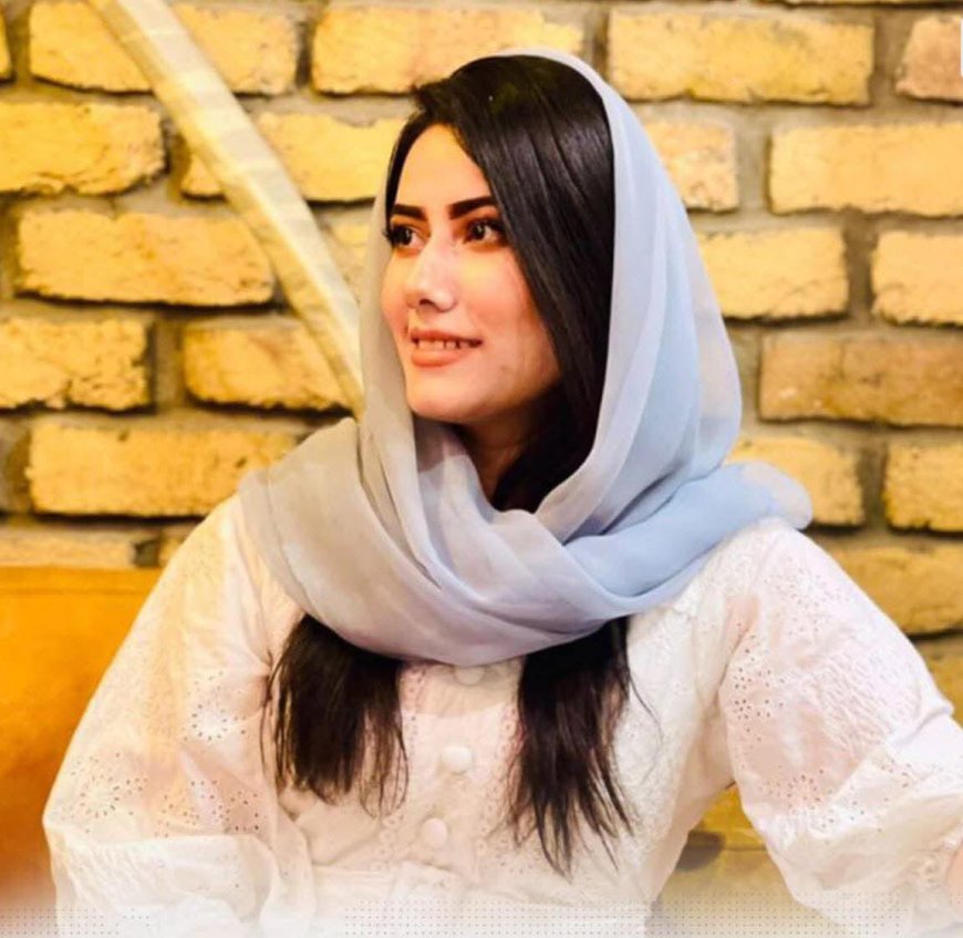 پاکستان حکومت د افغان خبريالانو لپاره د ويزو تمديدول ځنډولي او يوه افغانه خبرياله نيول شوې