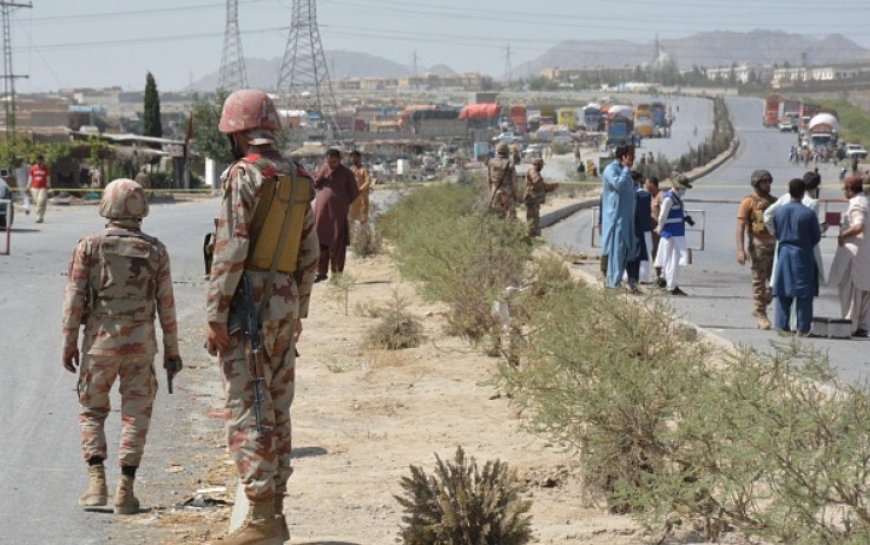 بلوچستان اؤ خېبرپښتونخوا کښې دترهه ګرو حملې،7 اهلکار شهيدان