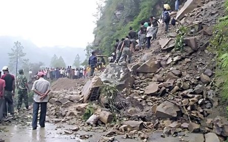 ګلګت، دخاورو دکمر راپريوتو له امله اتۀ رضاکاران مړۀ