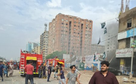 کراچۍ، دپټاخو په ګودام کښې داور لګيدو په وجه دمړو شميرشپږو ته ورسيدو