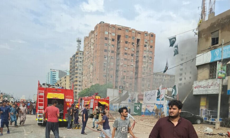 کراچۍ، دپټاخو په ګودام کښې داور لګيدو په وجه دمړو شميرشپږو ته ورسيدو