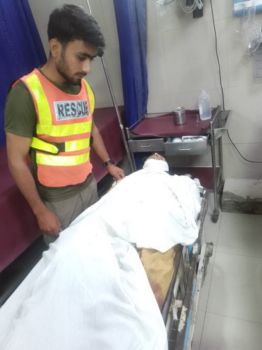 شکار پور کښې ټرک  اودۀ مزدوران وچقول،7 مړۀ