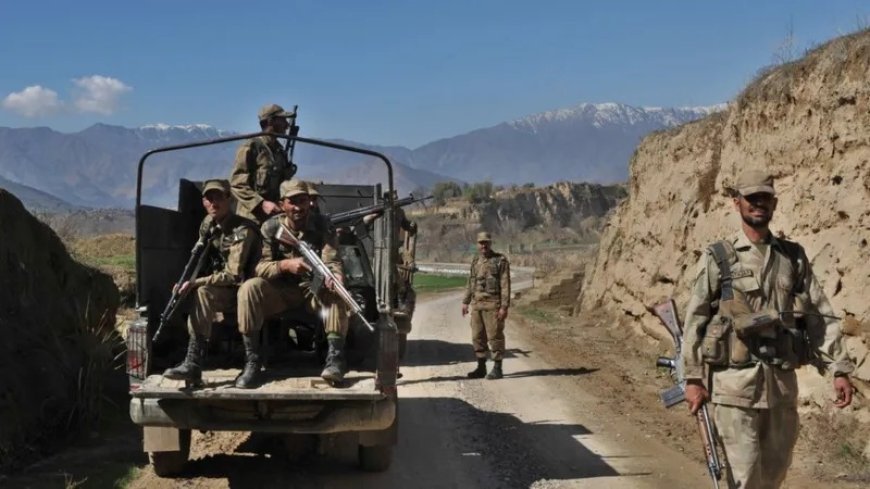 شمالي وزيرستان اؤ لکي مروت کښې دکمانډر پشمول 18 خوارج هلاک،6 پوځيان شهيدان،13 ژوبل