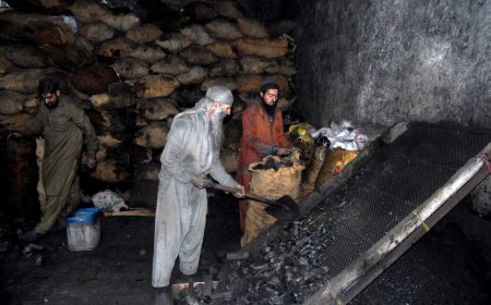 کرمه کښې دکوئيلې  کان کښيناستو،٥ مزدوران مړۀ