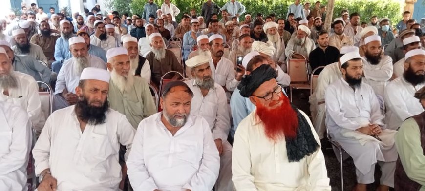 په کوهاټ کې د افغان کډوالو بېرته ستنېدو په اړه خپلمنځۍ غونډه شوې