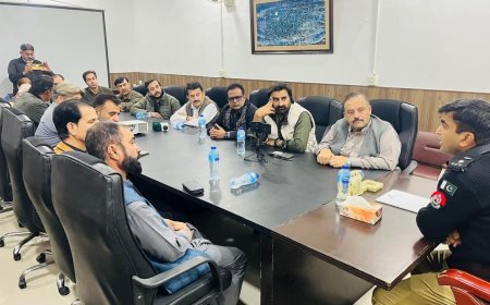 د کوهاټ پولیسو مشر ويلي، د خبريالانو خونديتوب د پوليسو مسووليت دی