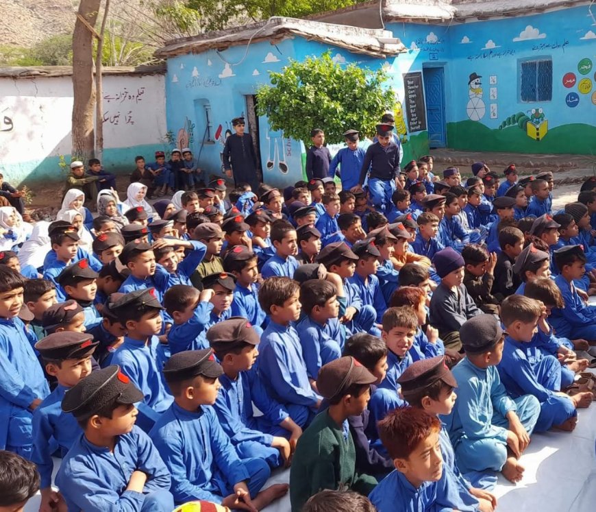 په کوهاټ کې د افغان کډوالو ابتدايه ښوونځي تړل شوي او بېرته ستنېدو امر ورته شوی