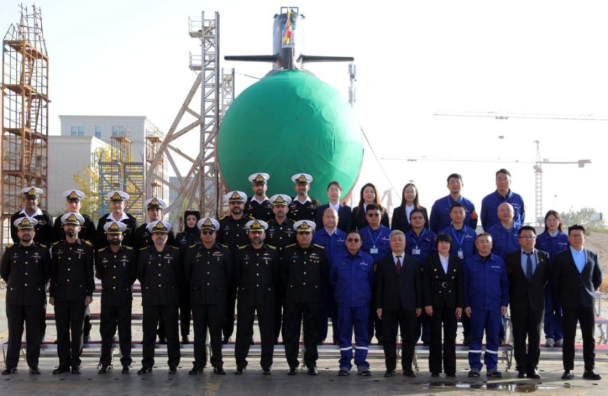 چين کښې دپاک بحريې دڅلورم هنګور کلاس ابدوز غازي دلانچنګ دستوره