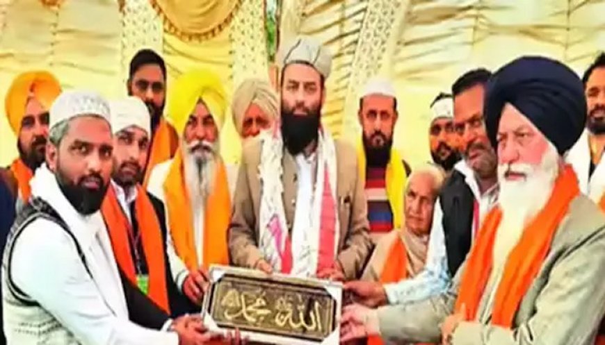 هند، کلي کښې دجومات تعمير لپاره سکهـ زنانه پينځه مرلې زمکه عطيه کړه