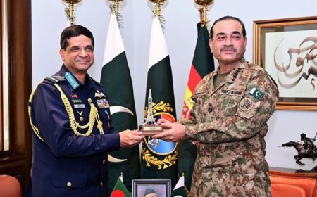 دفيلډ مارشلد بنګله ديشي ائيرچيف سره ملاقات