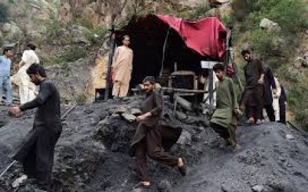 د نوښار چراټ شاه کوټ دسکرو درنګ کښې چاؤدنه، دپلار او زوې پشمول ٧ مزدوران سخت ژوبل