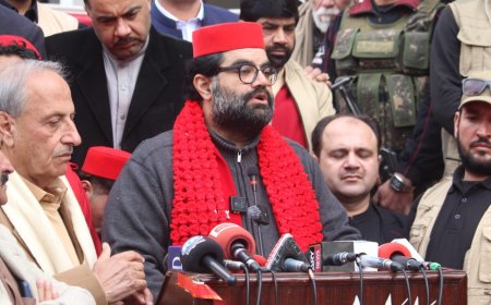 دپاکستان اؤ افغانستان خلق جنګ نۀ غواړي،ايمل ولي