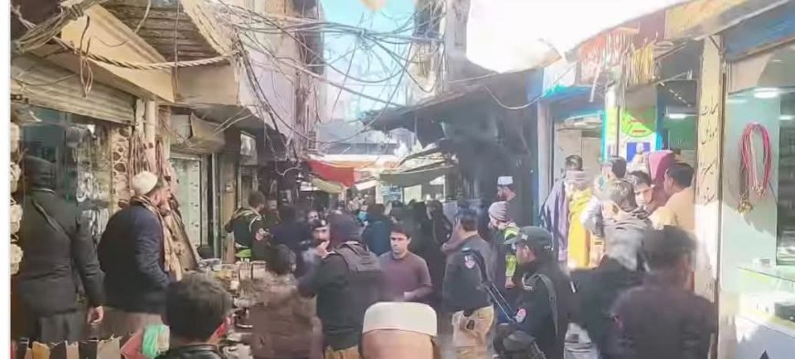 لنډي کوتل کښې په غيرقانوني توګه دميشته افغان کډوالو خلاف اپريشن