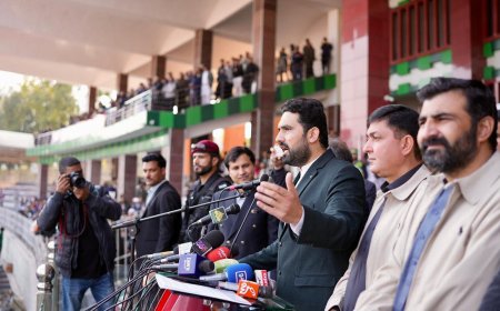 دوزيراعلى   پېښور سپورټس کمپليکس کښې دانډر٢١ ګيمز باقاعده پرانسته