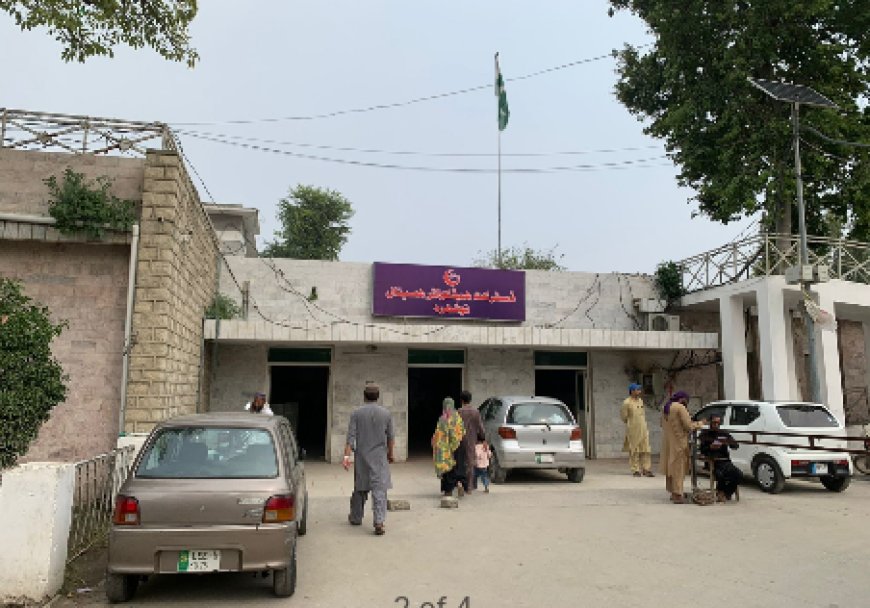 نوښار کښې ډمپر اؤ موټرسائيکل وجنګيدل، دوه ځوانې جينکۍ پحق ورسيدې