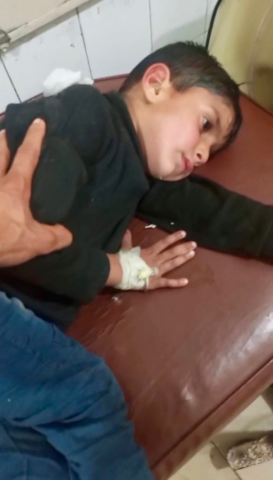 نوښار، دسپي چيچلو دويکسينو نۀ ترلاسه کيدو له امله دليونو سپو خوړلي شپږ کلن ماشوم ساه ورکړه