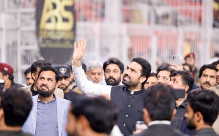 دحکومت اولنۍ ذمه واري ده چې دپاکستان دعوامو مفادات مقدم وساتي، دوزيراعلى دکابينې  اجلاس ته وينا