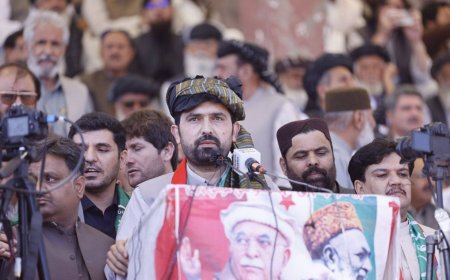 پۀ مونږ دذخيرو اؤ وسيلو جنګ  مسلط کړے شوے دے، سهيل افريدے