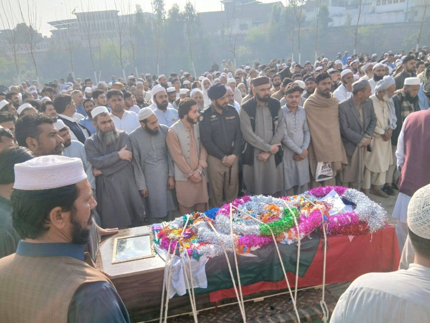 مردان اؤ ټانک کښې  دوسله والو حملو کښې دوه پوليس اهلکار شهيدان