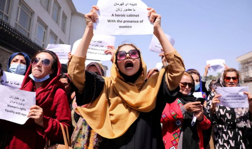 کابل کښې دافغان زنانه ؤ دتنظيمونو دـطالبانو درجيم خلاف احتجاج