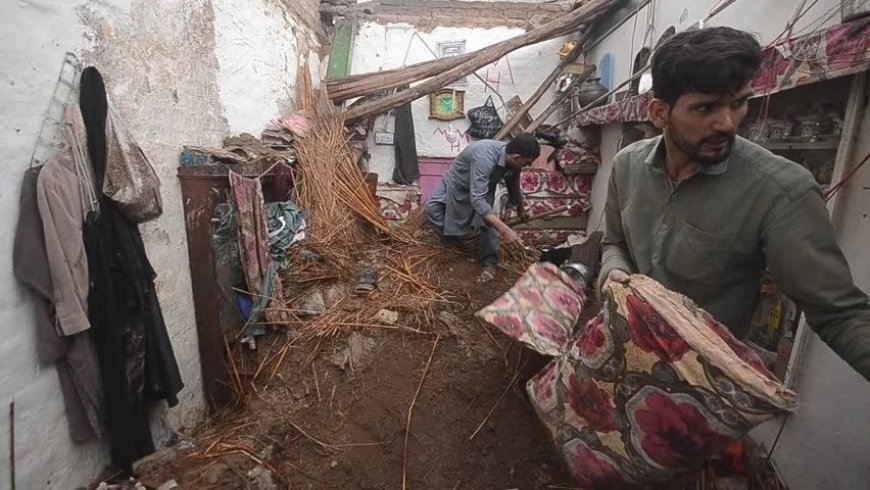 خېبرپښتونخوا  کښې دبارانونو له امله ١٧ کسان مړۀ،٥٦ ژوبل