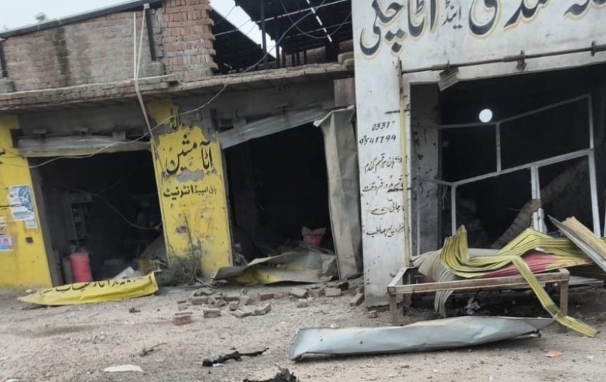 لکي مروت، دبمي چاؤدنې له امله دڅلورو پوليسو اهلکارو پشمول ١٢ ژوبل